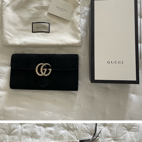 Gucci Marmount Suede Clutch- perfect for winter and holidays! - Picture 2 of 5